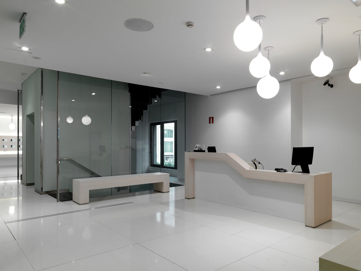 Silestone® - White Zeus